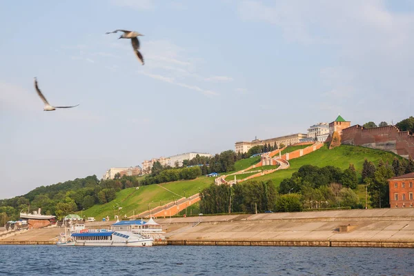 Río Volga y la escalera de Chkalovsky —  Fotos de Stock