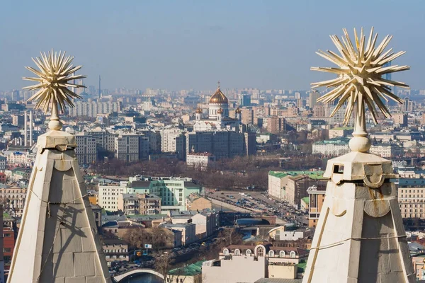 Kotelnicheskaya 堤防の建物からの眺め — ストック写真