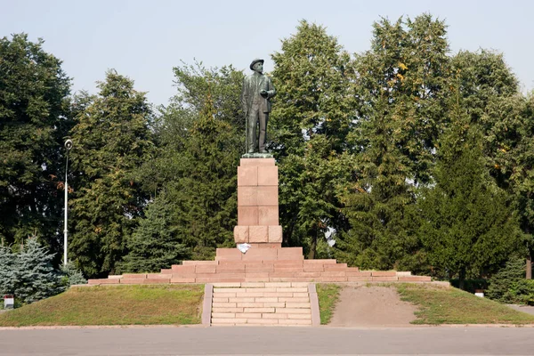 Памятник Ивану Мичурину — стоковое фото