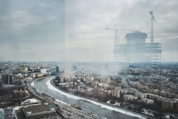 Хмарний настрій міста Стокова Картинка