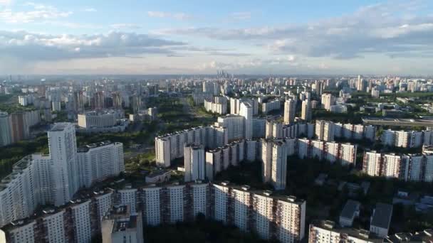 View of the city from a height in summer — Stock Video