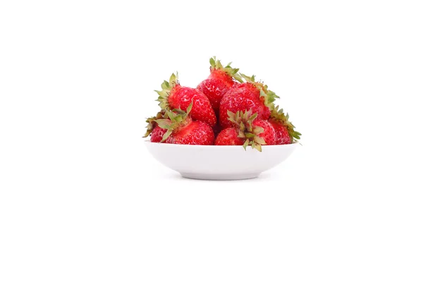 Erdbeeren Auf Dem Weißen Teller — Stockfoto