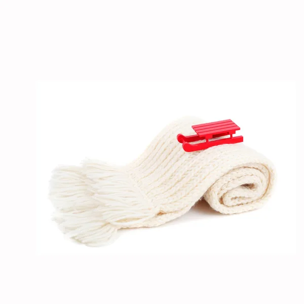 白色围巾山上红木制雪橇圣诞纪念品 — 图库照片