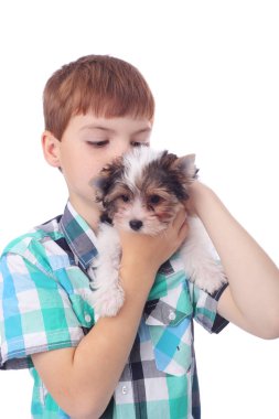oğlan ve köpek yavrusu