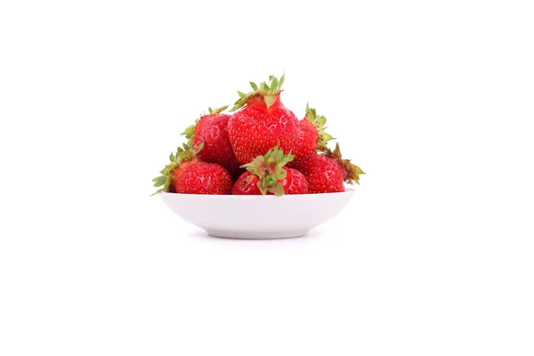 Erdbeeren Auf Dem Weißen Teller — Stockfoto