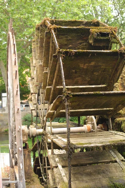 Fonte de Vaucluse — Fotografia de Stock