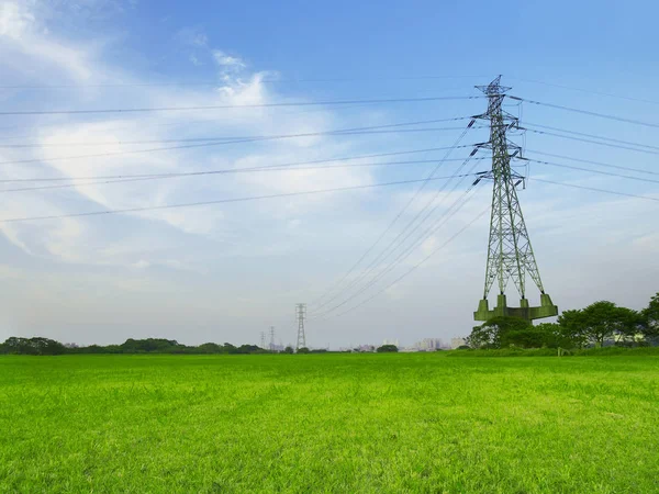 Elektrische Torens Het Platteland — Stockfoto