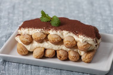 tiramisu tatlı closeup 