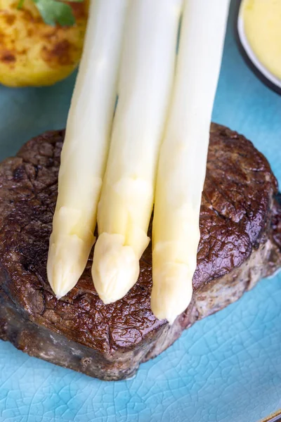 Spárga Krumplival Steak Kel — Stock Fotó