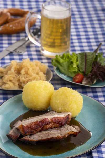 Bavarian Roasted Pork Potato Dumlings — Stock Photo, Image