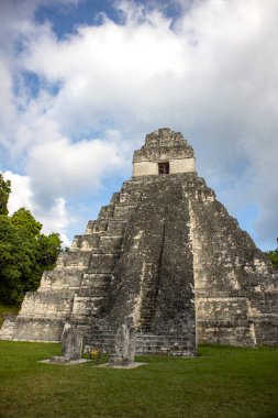 Guatemala 'da Maya Tapınağı