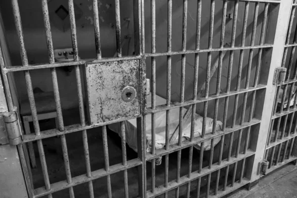 Preto Branco Gritty Prisão — Fotografia de Stock