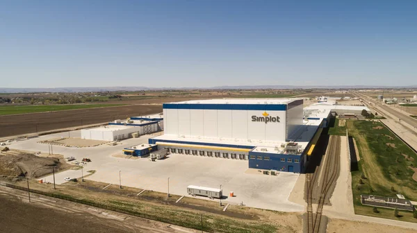 CALDWELL, IDAHO - APRIL 13, 2020: Simplot fabriek in Idaho waar ze voedsel maken — Stockfoto