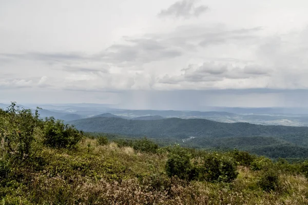 Estrada Wideki Através Bukowe Berdo Tarnica Para Woosate Bieszczady Montanhas — Fotografia de Stock