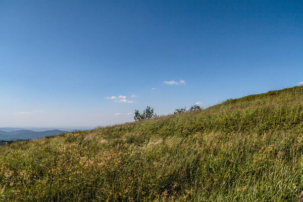 Ветлинская полонина в горах Бещады в Польше
