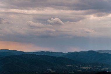 Polonya 'daki Bieszczady Dağlarında Wetlinska Polonyna