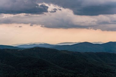 Polonya 'daki Bieszczady Dağlarında Wetlinska Polonyna