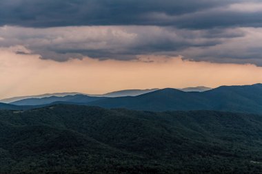 Polonya 'daki Bieszczady Dağlarında Wetlinska Polonyna