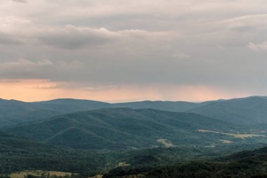 Polonya 'daki Bieszczady Dağlarında Wetlinska Polonyna
