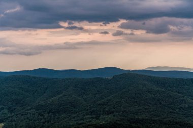 Polonya 'daki Bieszczady Dağlarında Wetlinska Polonyna