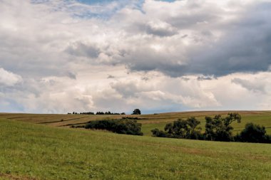 Polonya 'daki Bieszczady Dağları' ndaki Oslawa Nehri 'nde Smolnik.