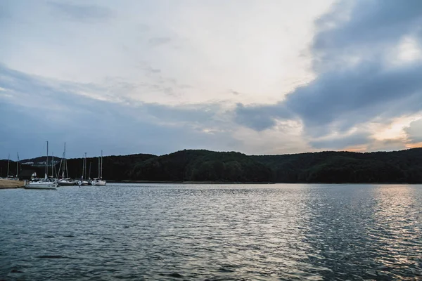 Wolken Solina See Bieszczady Gebirge Polen Blick Von Polanczyk — Stockfoto