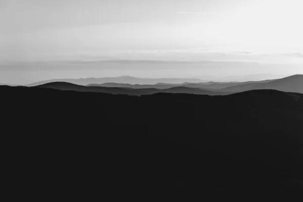 Polonya 'daki Bieszczady Dağları' ndaki Carynska Polonyna 'dan görüntü