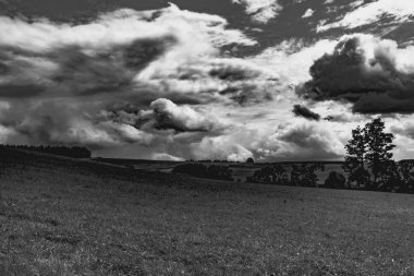 Polonya 'daki Bieszczady Dağları' ndaki Oslawa Nehri 'nde Smolnik.