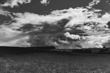 Polonya 'daki Bieszczady Dağları' ndaki Oslawa Nehri 'nde Smolnik.