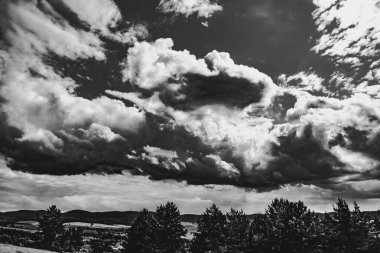 Polonya 'daki Bieszczady Dağları' ndaki Oslawa Nehri 'nde Smolnik.