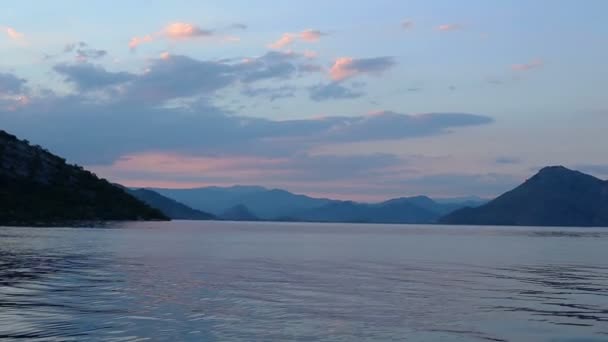 Pôr do sol no Lago Skadar — Vídeo de Stock