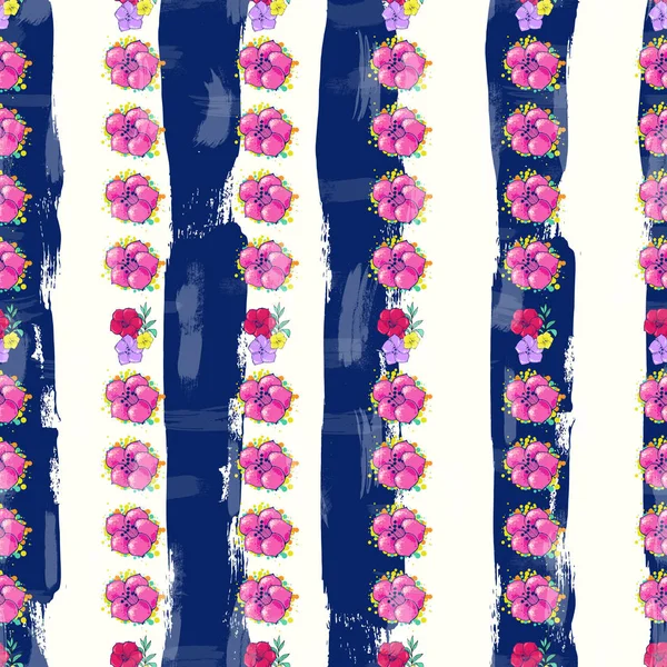 Flores coloridas exóticas em um fundo branco-azul com listras — Vetor de Stock