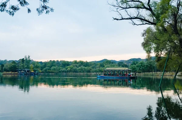 Mountain Resort Och Dess Avlägset Belägna Tempel Chengde Hebei Kina Royaltyfria Stockfoton