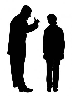 Korkmuş genç kızı babası kızıyor