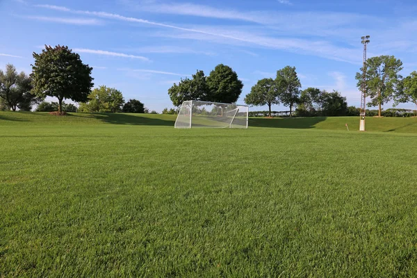 Campo di calcio ad angolo basso — Foto Stock