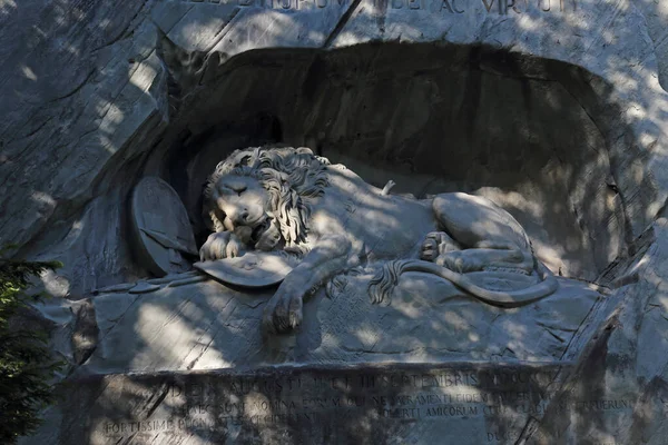 Lion Lucerne Honore Les Gardes Suisses Massacrés 1792 Dans Cadre — Photo