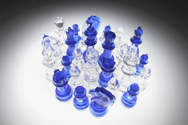 Duidelijke schaakstukken — Stockfoto