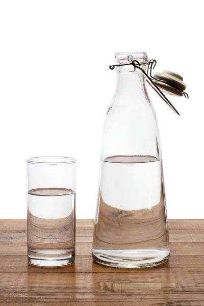 Wasserkrug und Glas — Stockfoto