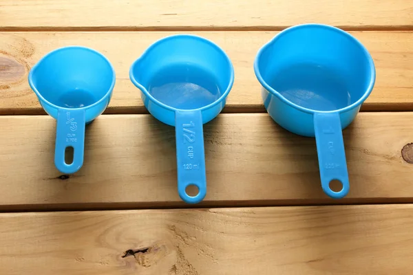塑料测量勺子 — 图库照片