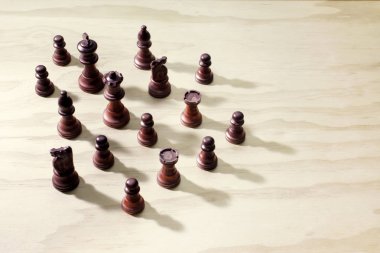 Satranç taşları kümesi