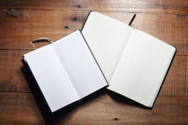 Dva prázdné notebooky — Stock fotografie