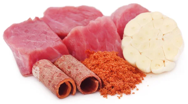 Raw beef with spices — Stock Photo, Image