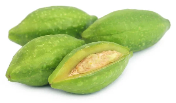 Haritaki vert frais médicinal fruits — Photo