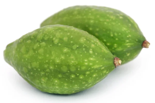 新鲜的绿色药用 haritaki 水果 — 图库照片