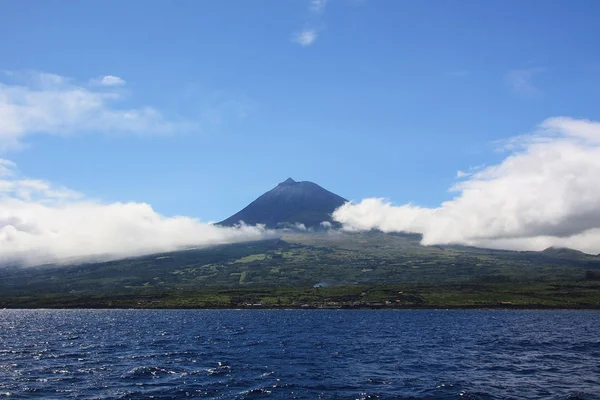 Volkan Ponta yapmak Pico, Portekiz, Azor Adaları en yüksek dağı