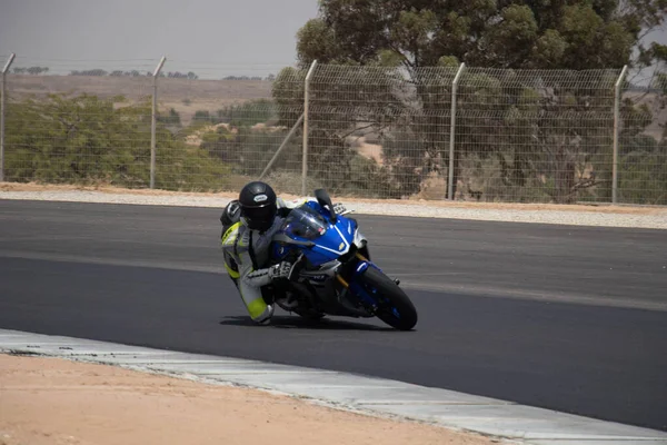 Competição Motos Uma Pista Corrida Dia Treinamento — Fotografia de Stock