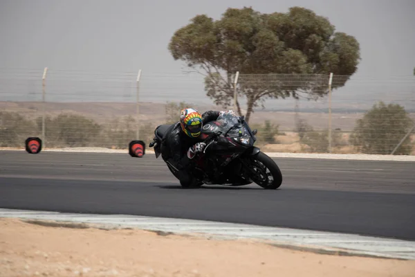 Motorwedstrijd Een Racebaan Een Trainingsdag — Stockfoto