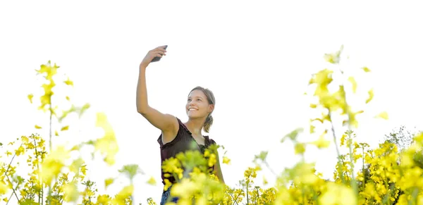 Gelukkig Jonge Blonde Vrouw Nemen Selfie Met Smartphone — Stockfoto