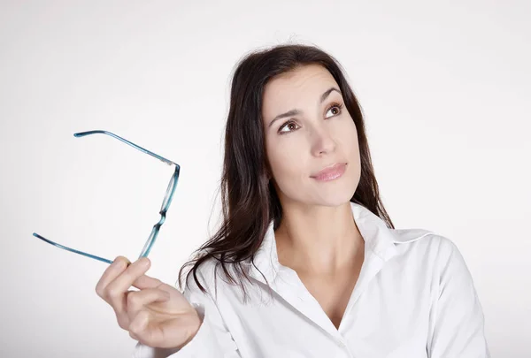 Giovane Donna Affari Pensierosa Con Gli Occhiali — Foto Stock