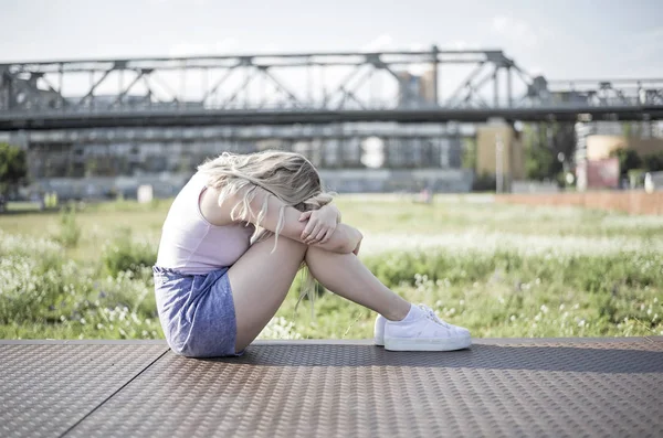 Depressed Young Woman City — Stock Photo, Image